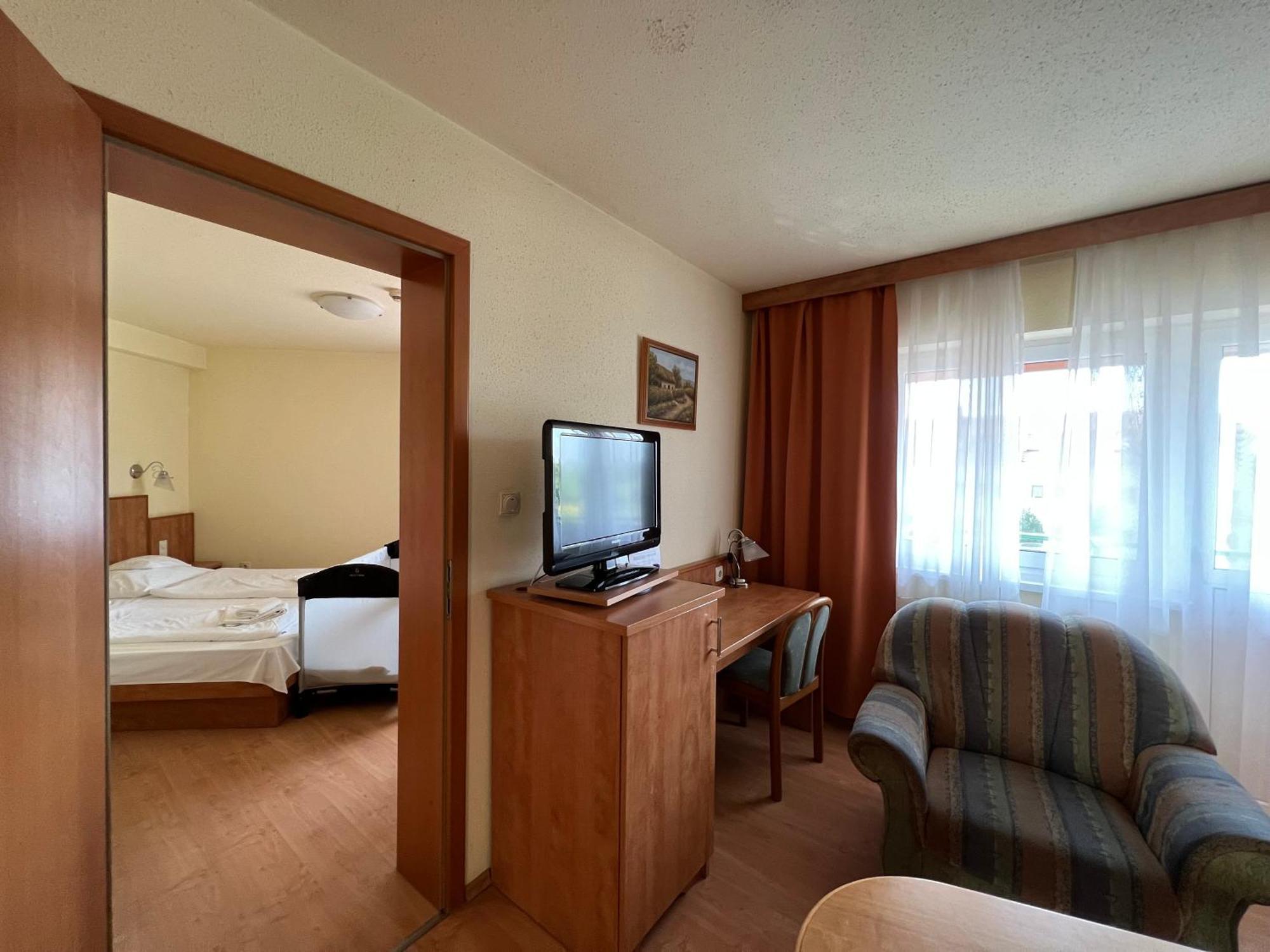 Aqua Therm Hotel Zalakaros Extérieur photo