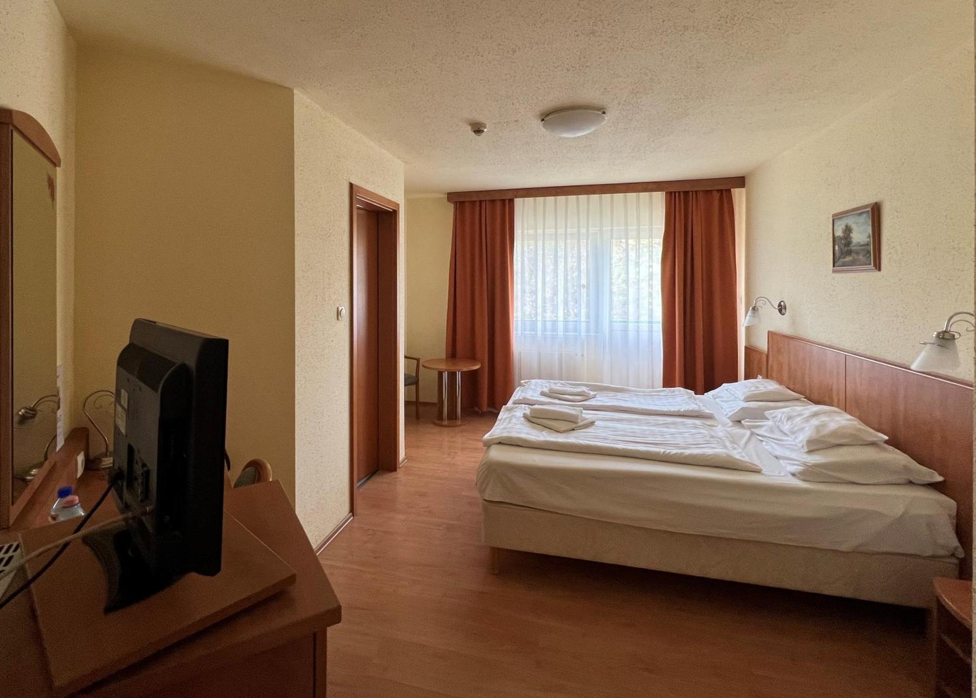 Aqua Therm Hotel Zalakaros Extérieur photo